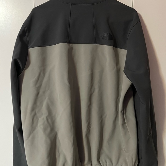 Mens Large Two-Toned Grey “The North Face” Jacket - Picture 10 of 14